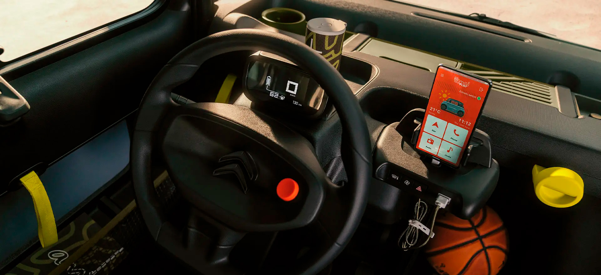 VOS Citroën Ami dashboard