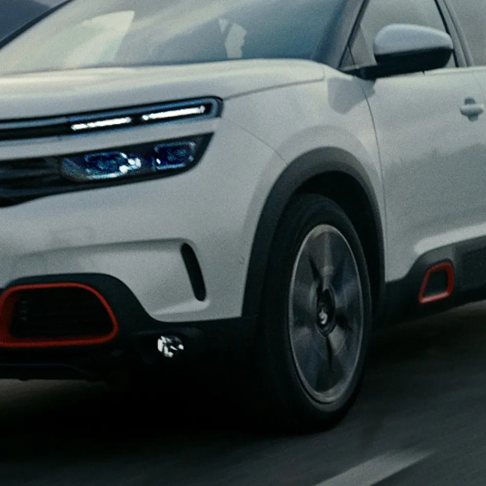 tips rijden auto in de herfst